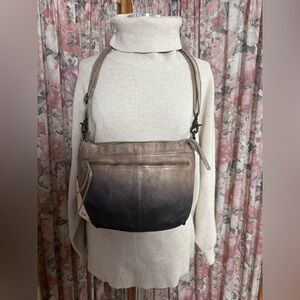 Two-tone Leather Purse | Carrie in Wood |Aunts & Uncles